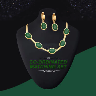 3 Pcs Emerald Green Coloured Jewellary Set (EGJS1) - Image 4