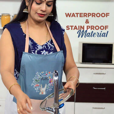 Waterproof PVC Apron with Pocket & Hand Wipe (AP2) - Image 4